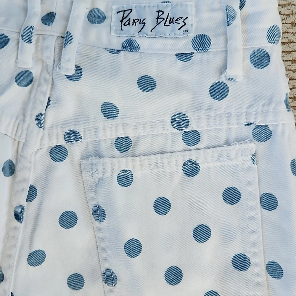 Women's White and Blue Polka Dot Shorts, Size 7